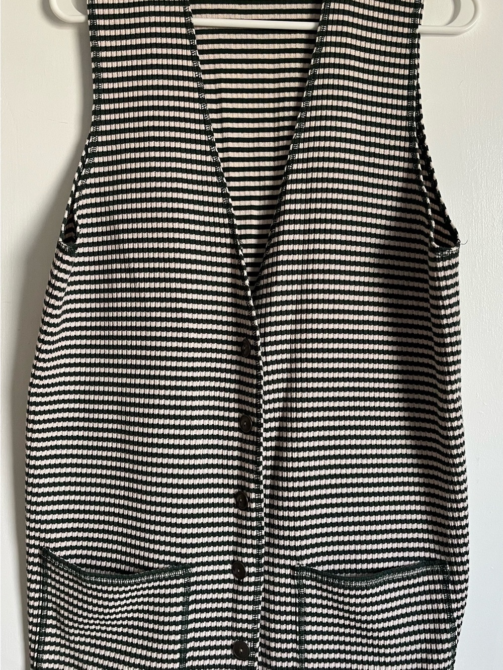 Sleeveless Striped Button-Front Tunic in Black and White